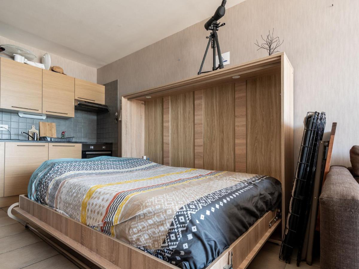 Contemporary Apartment In Oostende With Balcony Экстерьер фото